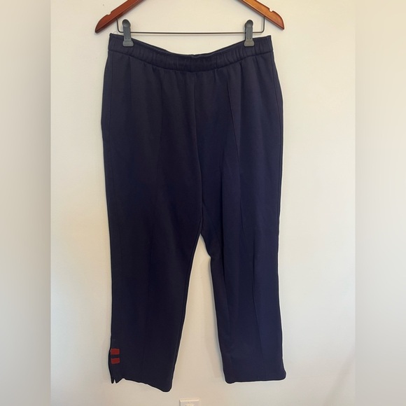 Ralph Lauren Navy Blue Jogger Pants with red stripes at bottom size medium - Picture 4 of 7